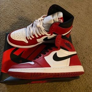 Jordan 1 Chicago Colorway